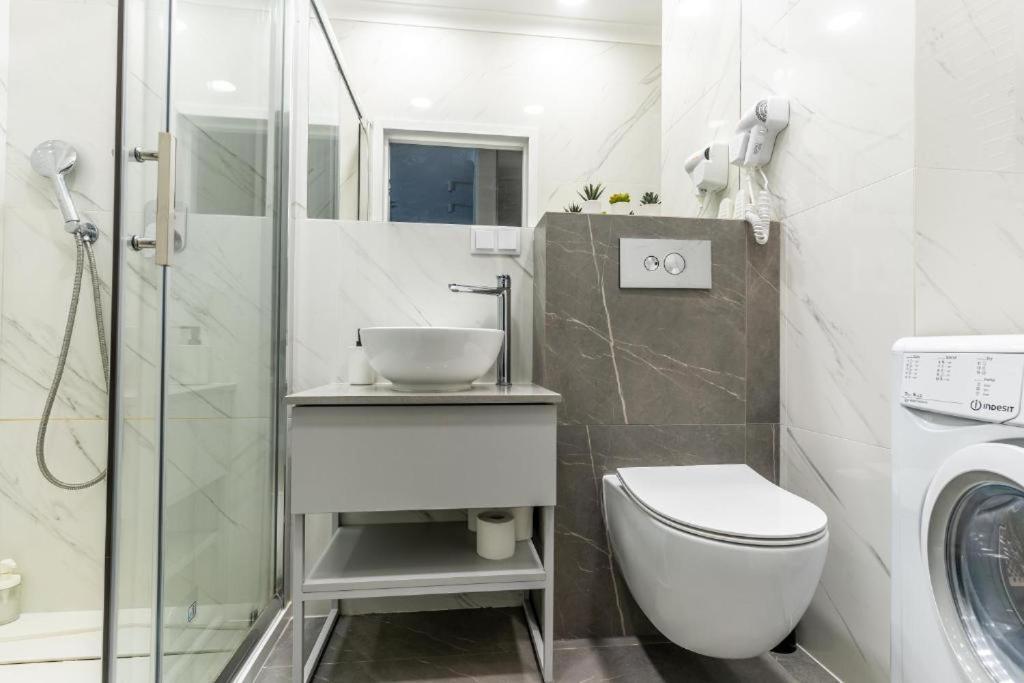 Mennica Residence By Golden Apartments Varşovia Exterior foto