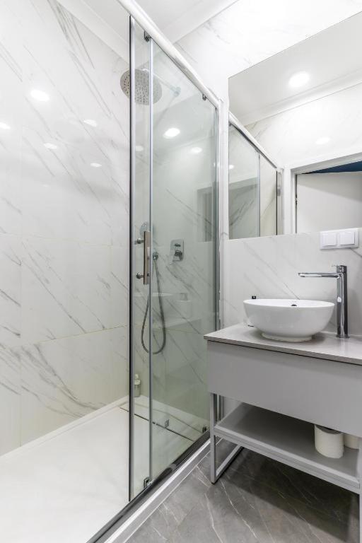Mennica Residence By Golden Apartments Varşovia Exterior foto